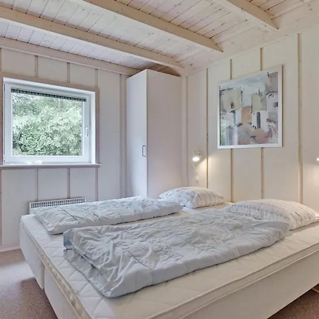 Gundel - 400m From The Sea By Interhome Casa vacanze